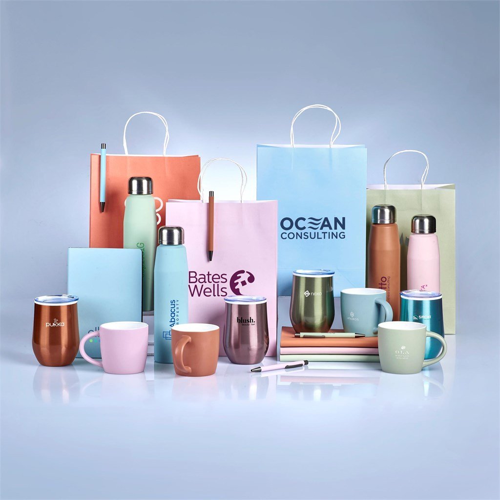 Vogue Midi Paper Gift Bag