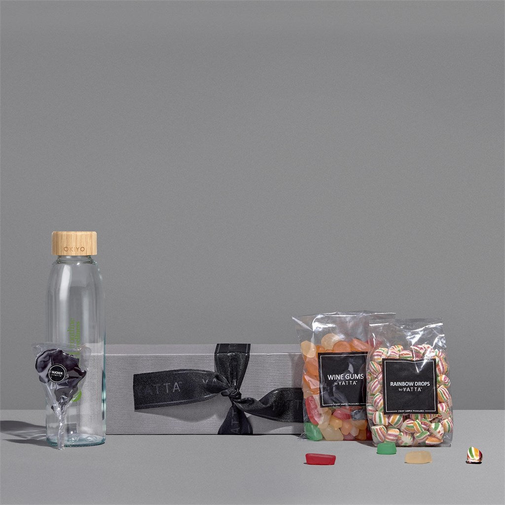 Happy Huddle Hamper