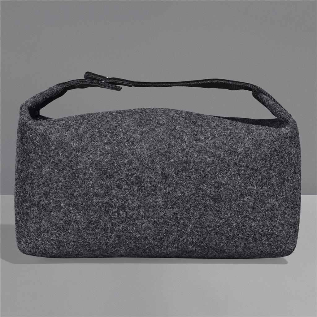 Frosty Fingers Hamper