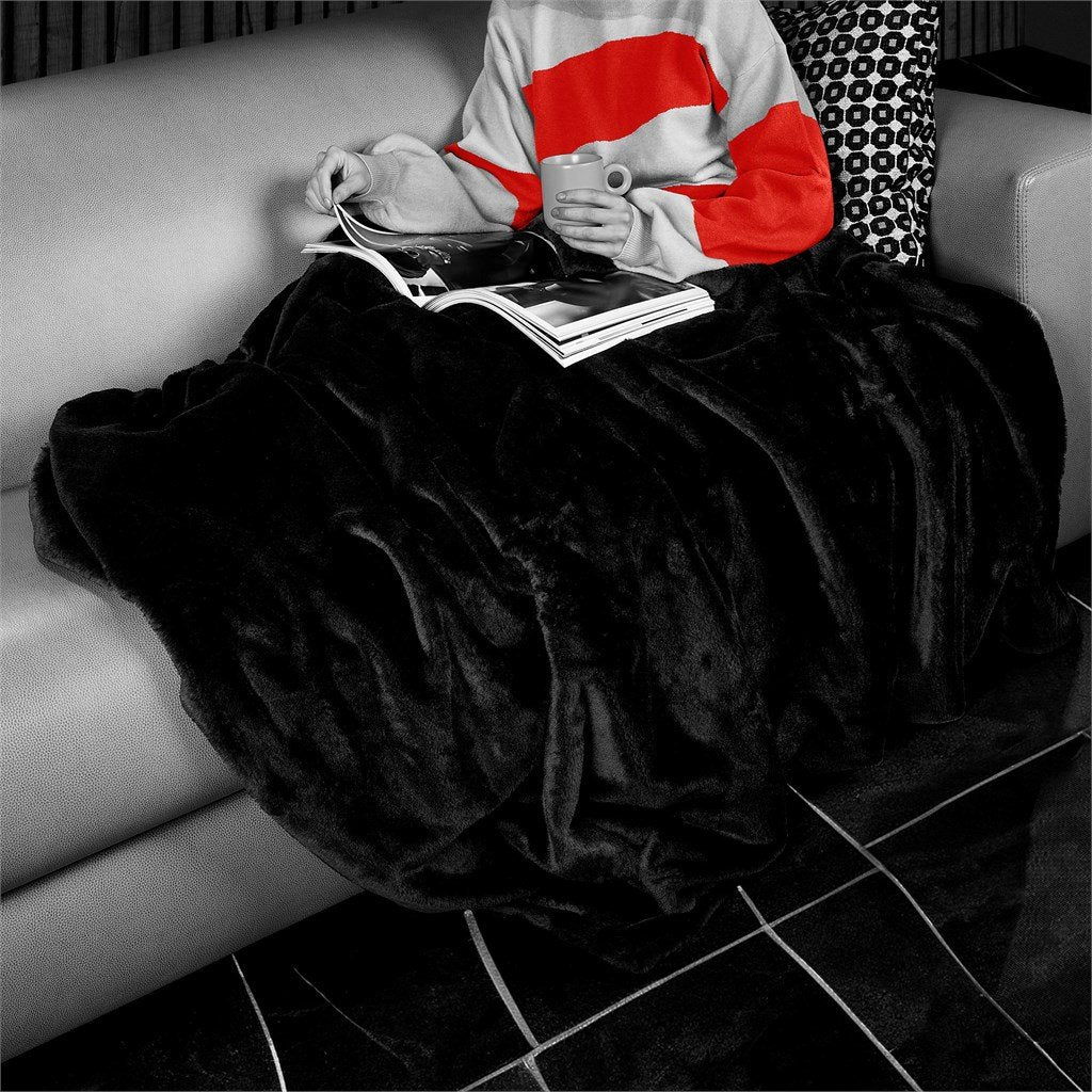 Palazzo Faux Fur Fleece Blanket