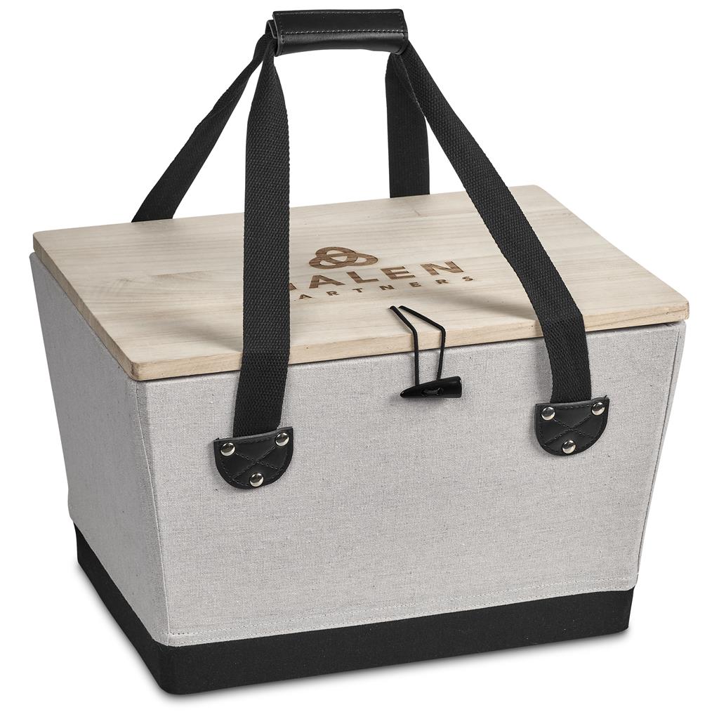 Willow 4-Person Picnic Basket