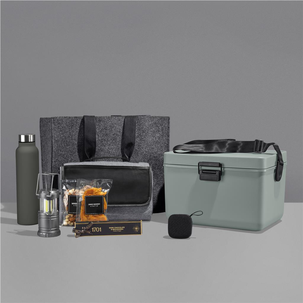 Bushveld Bounty Hamper - Premium Hampers,Outdoor Hampers