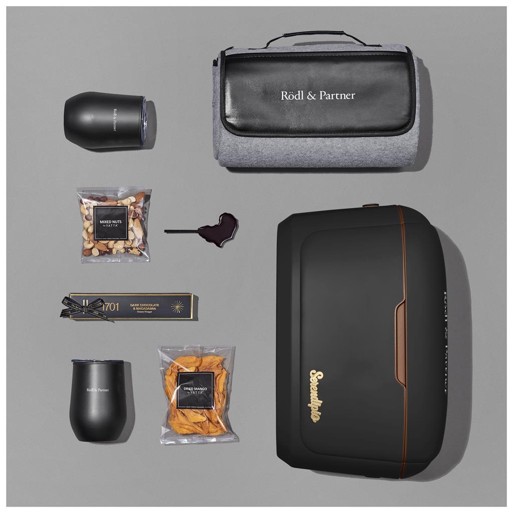 Lavish Leisure Hamper - Premium Hampers,Outdoor Hampers