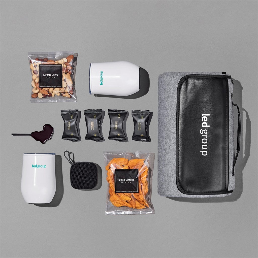 Lavishly Laden Hamper - Unisex Hampers,Outdoor Hampers,Tech Hampers