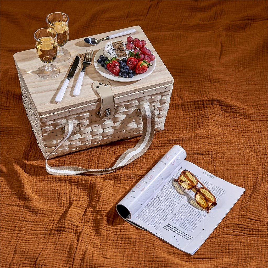 Montega 2-Person Picnic Basket NATURAL - Picnic,Ideas for Summer,Ideas the Beach,Braai Ideas,Heritage Day