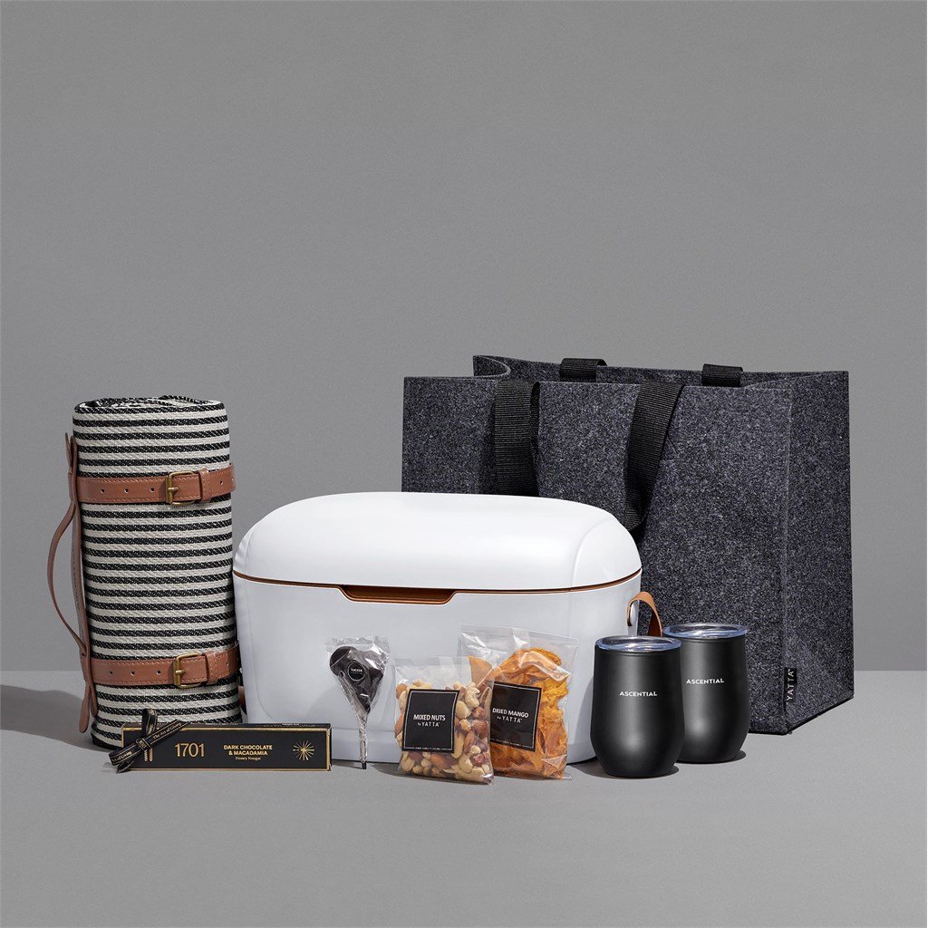 Sophisticated Soiree Hamper OFF WHITE - Heritage Day,Premium Hampers,Outdoor Hampers